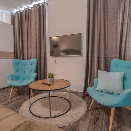 Arta Vela - Old Town Centre Apartman
