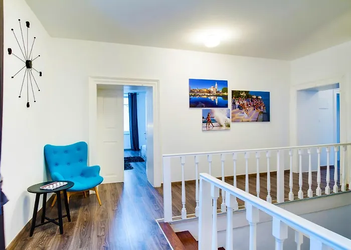 Arta Vela - Old Town Centre