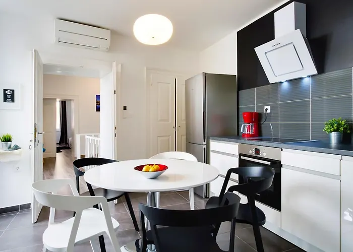 Arta Vela - Old Town Centre Zadar